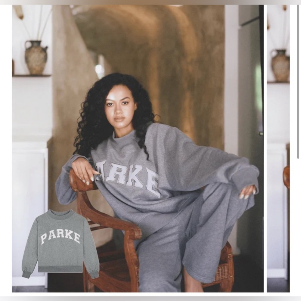 PARKE Gray Women's Sweatshirt